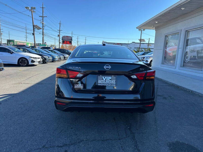 2023 Nissan Altima 2.5 SV