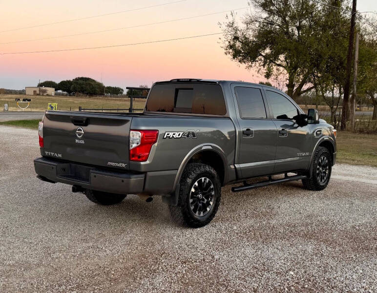 2017 Nissan Titan PRO-4X