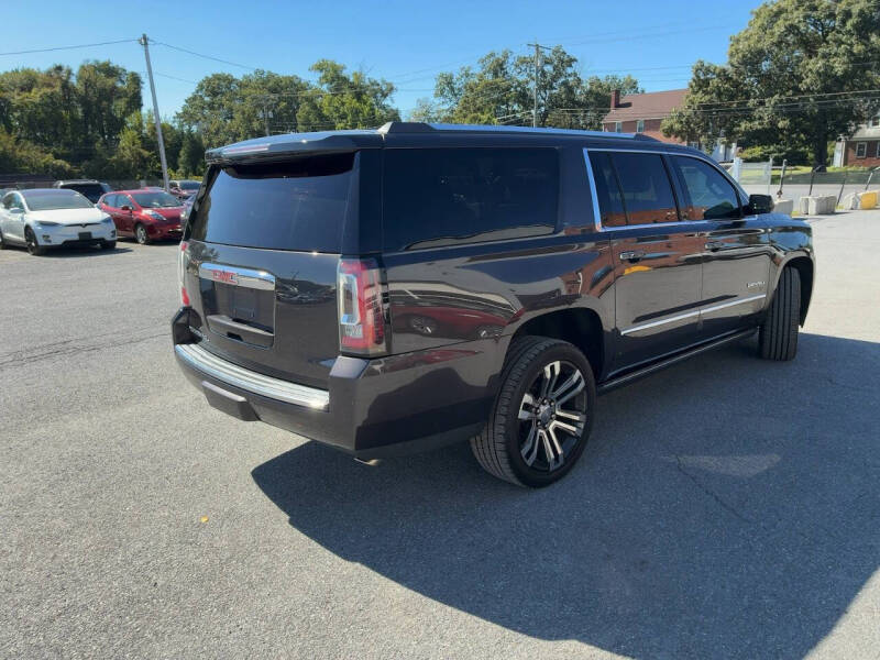 2017 GMC Yukon XL Denali