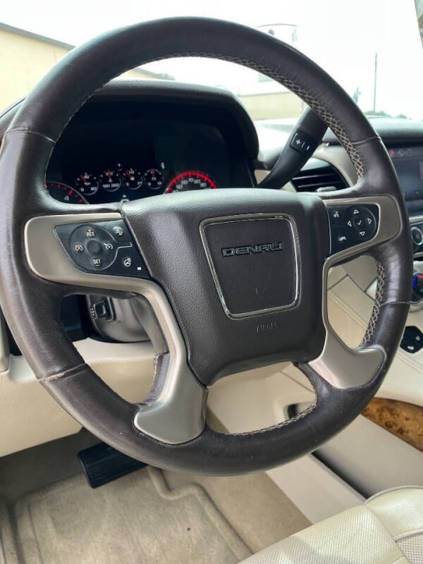 2015 GMC Yukon Denali