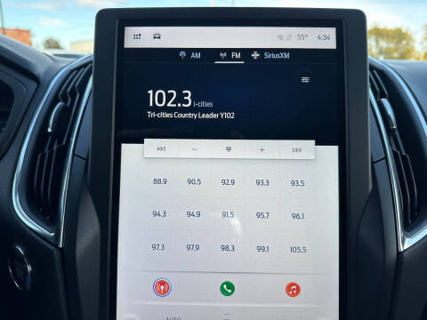 2024 Ford Edge Titanium