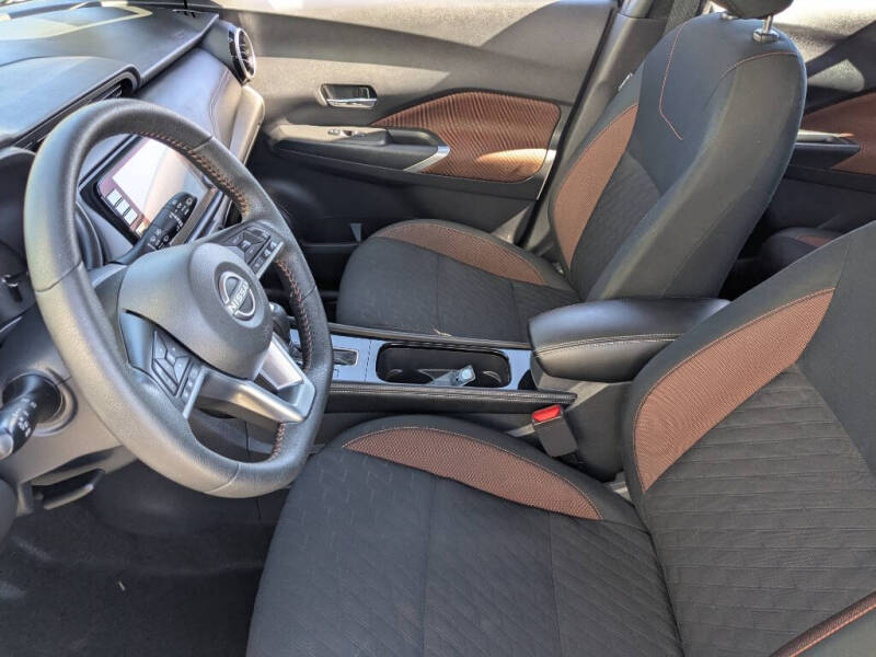 2024 Nissan Kicks SR