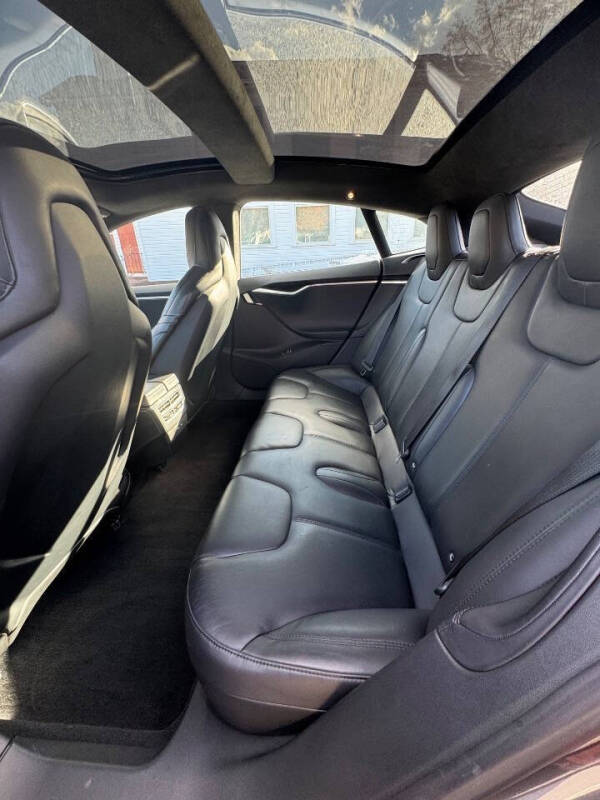 2016 Tesla Model S 75D