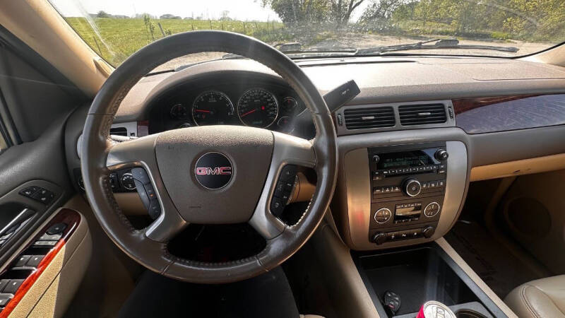 2011 GMC Yukon XL SLT