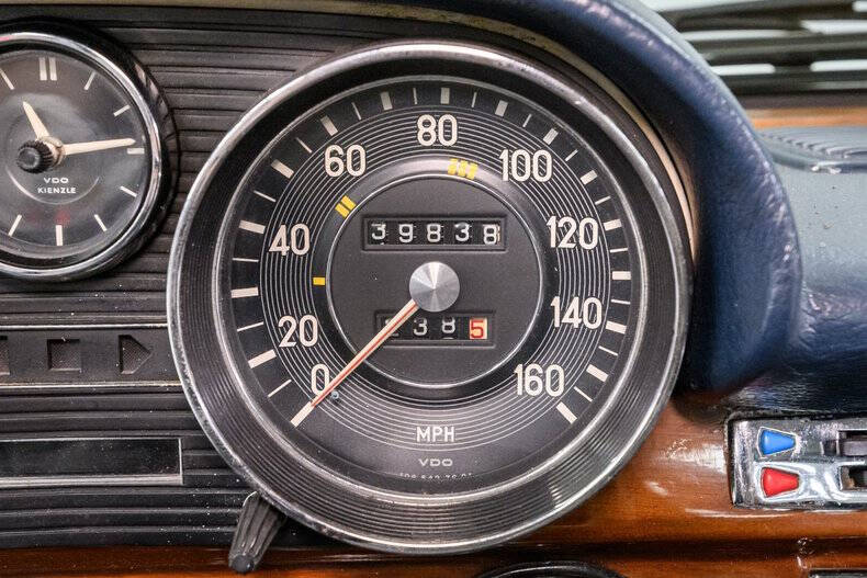 1971 Mercedes-Benz 280-Class