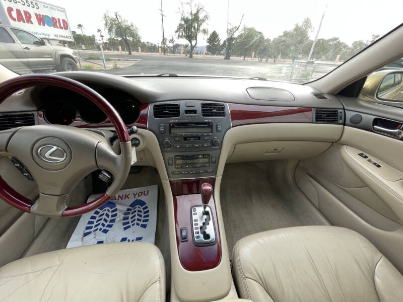 2004 Lexus ES 330