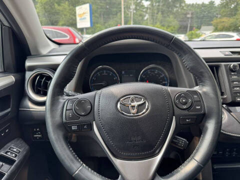 2017 Toyota RAV4 Platinum