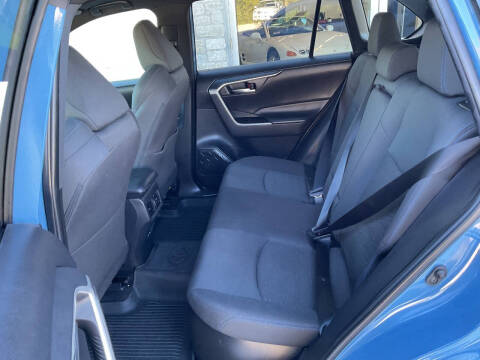 2022 Toyota RAV4 Hybrid SE