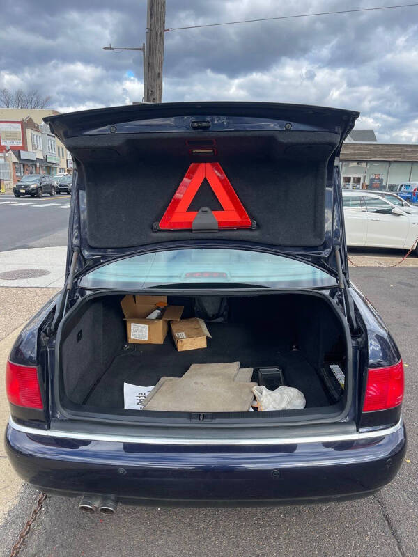 2002 Audi S8 quattro