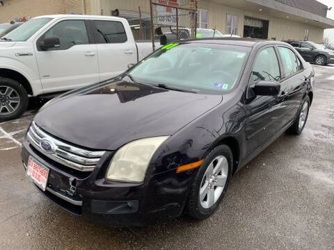 2007 Ford Fusion for sale at Six Brothers Mega Lot in Youngstown OH