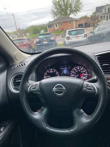 2013 Nissan Pathfinder SL