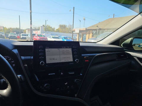 2022 Toyota Camry SE