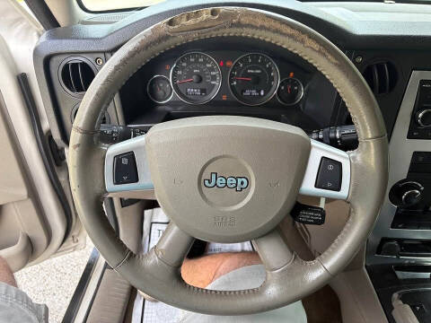 2008 Jeep Commander Sport