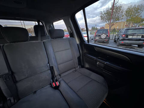 2013 Nissan Armada SV