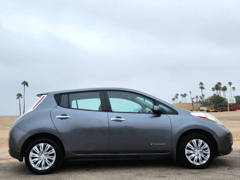 2015 Nissan LEAF S