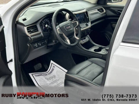 2023 GMC Acadia Denali