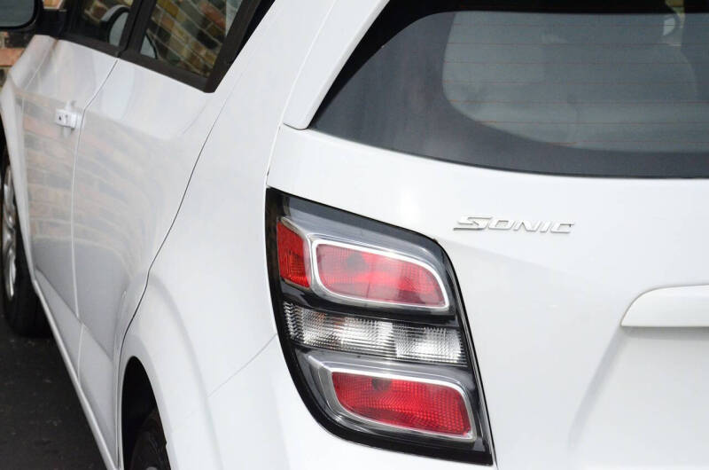 2019 Chevrolet Sonic LT Auto Fleet