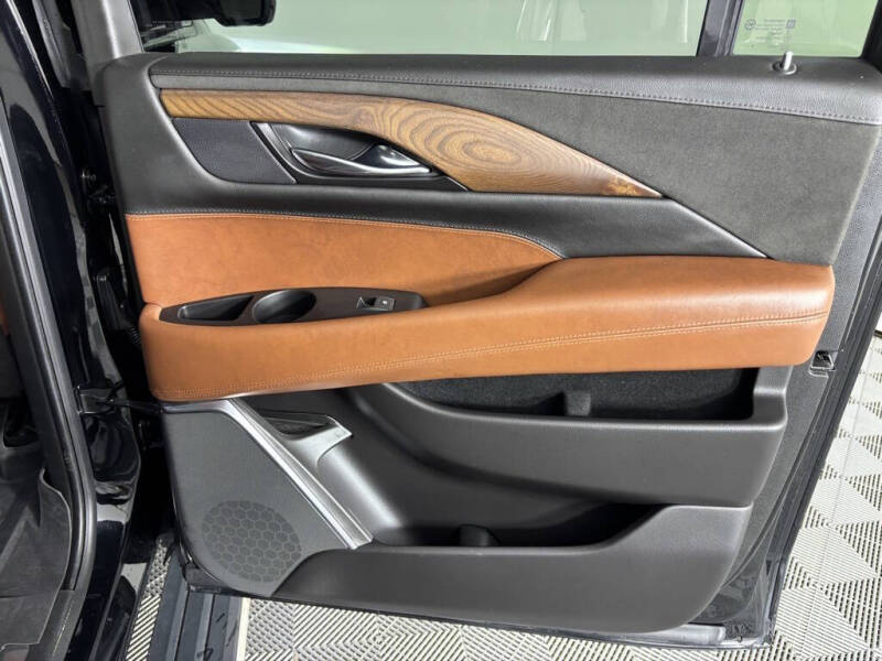 2020 Cadillac Escalade ESV Premium Luxury