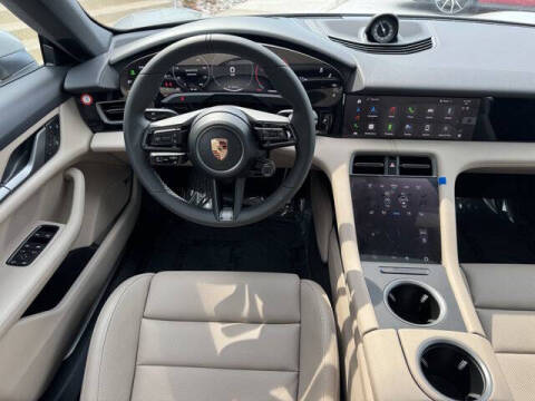 2025 Porsche Taycan 4