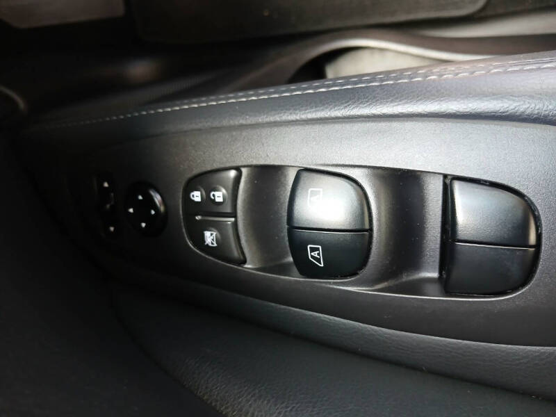 2013 Nissan Pathfinder Platinum