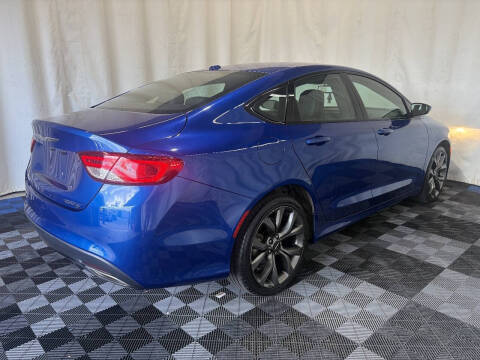 2015 Chrysler 200 S
