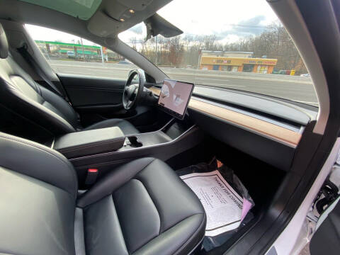 2019 Tesla Model 3 Standard Range Plus