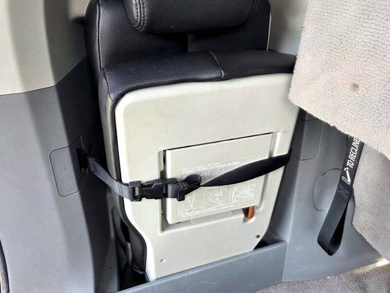2011 Toyota Sienna
