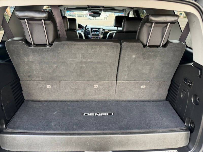 2017 GMC Yukon Denali