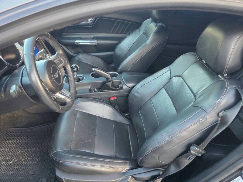 2017 Ford Mustang GT Premium