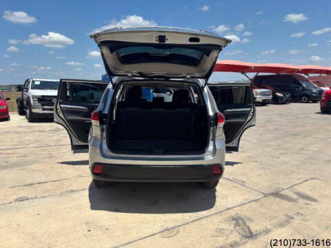 2017 Toyota Highlander LE