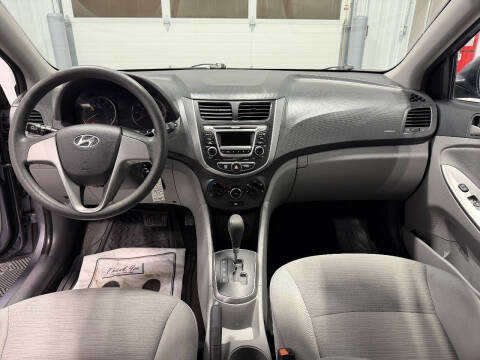 2016 Hyundai Accent SE