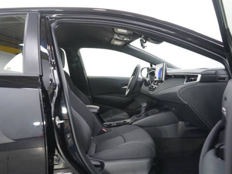 2025 Toyota Corolla Hatchback SE