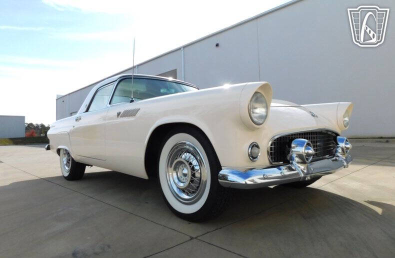 1955 Ford Thunderbird