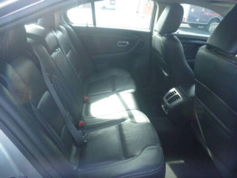 2010 Ford Taurus Limited
