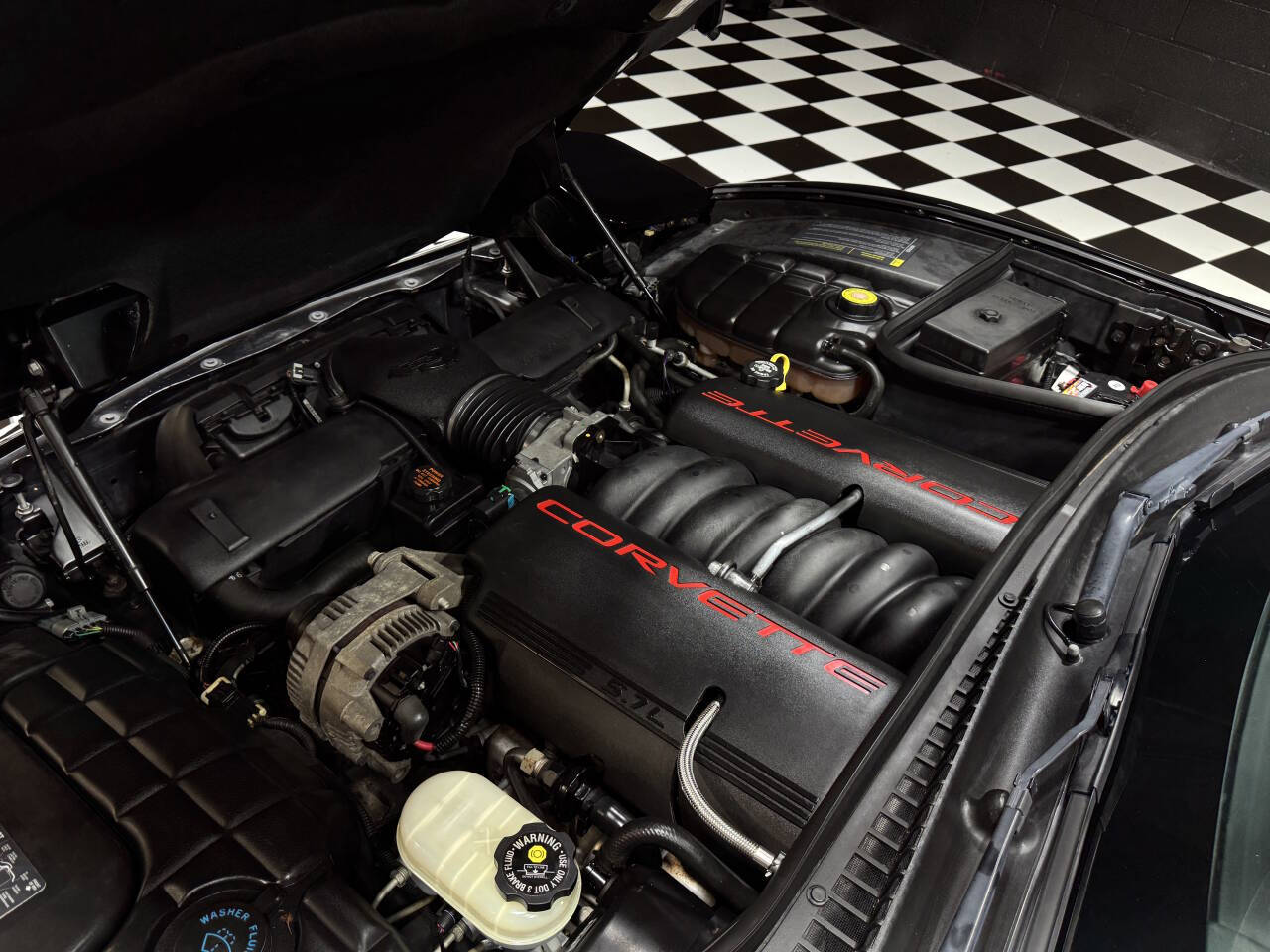 2001 Chevrolet Corvette 6