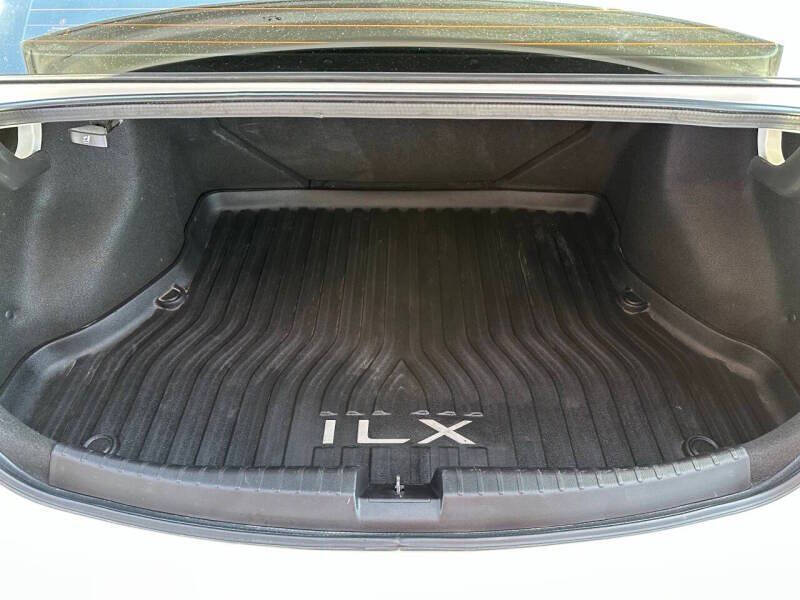 2020 Acura ILX w/Tech