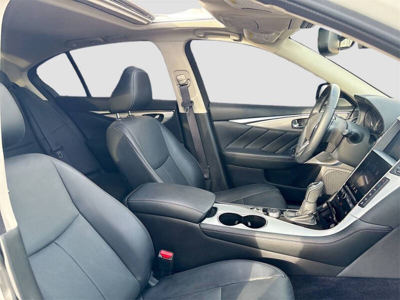 2024 Infiniti Q50 Luxe