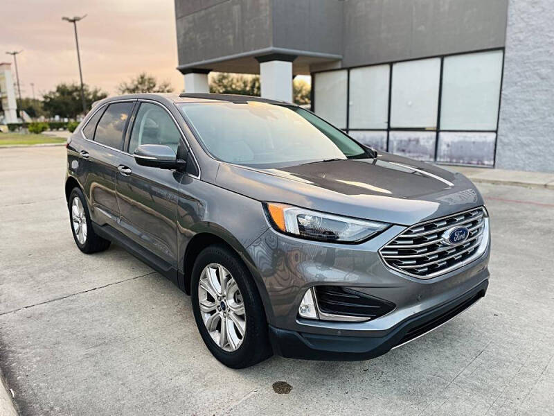 2022 Ford Edge Titanium