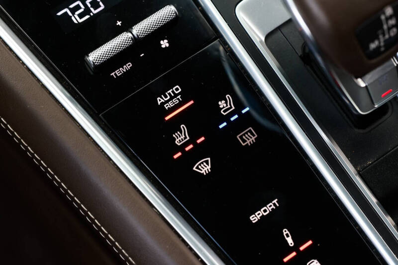 2019 Porsche Panamera