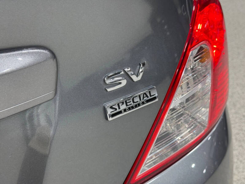 2019 Nissan Versa SV