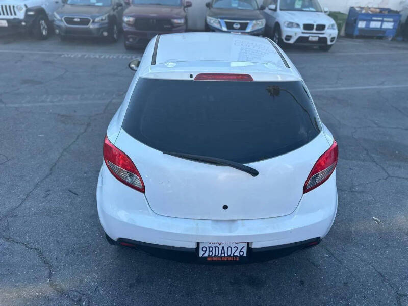 2013 Mazda MAZDA2 Touring