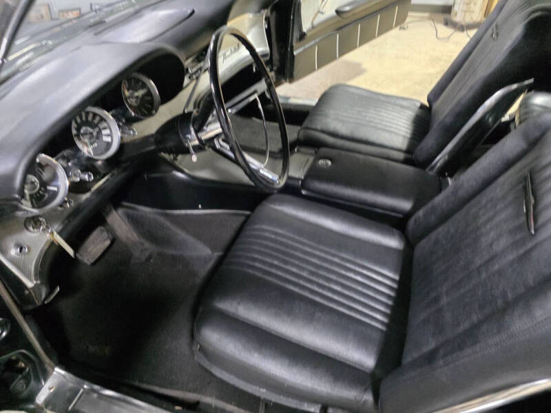 1962 Ford Thunderbird