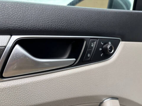 2016 Volkswagen Passat 1.8T SE