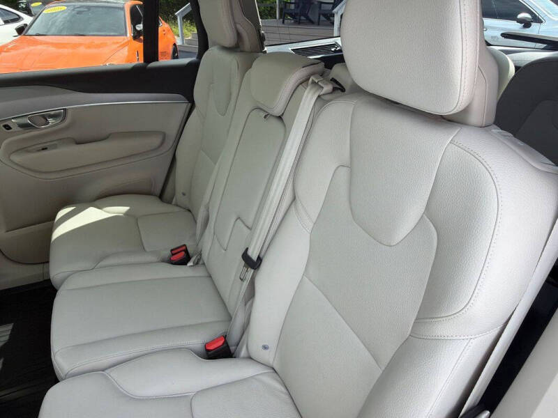 2024 Volvo XC90 B5 Core Bright Theme