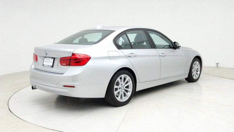 2017 BMW 3 Series 320i