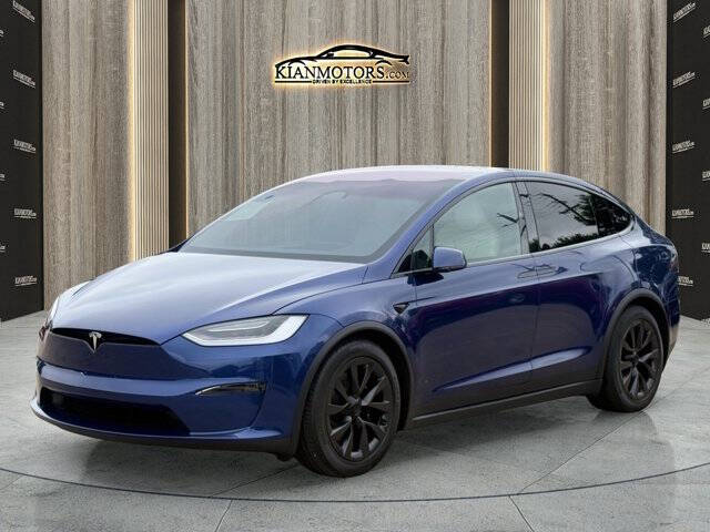 2023 Tesla Model X Standard Range