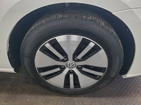 2017 Volkswagen e-Golf SEL Premium