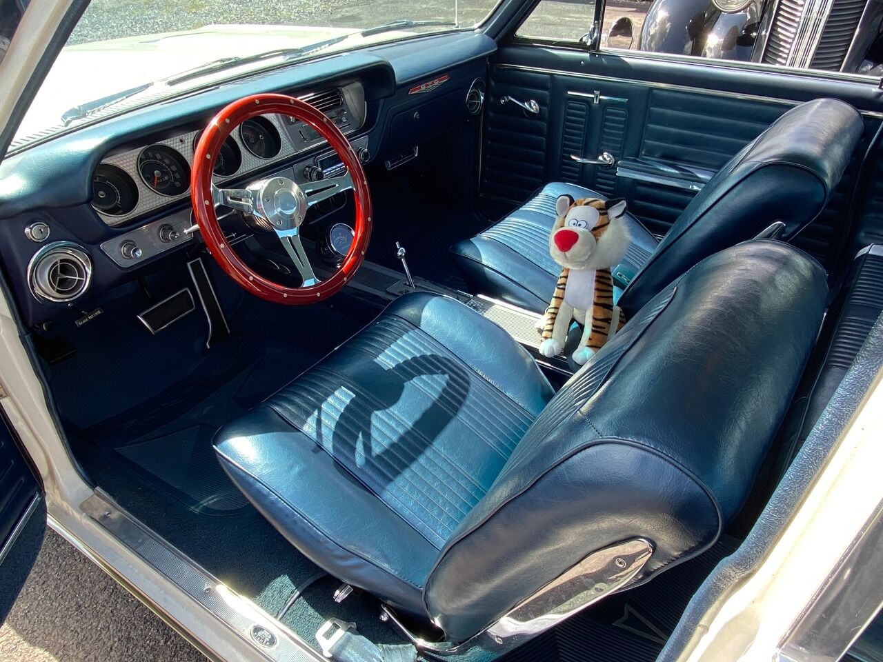 1964 Pontiac GTO 7