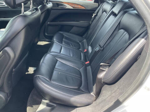 2018 Lincoln MKZ Select