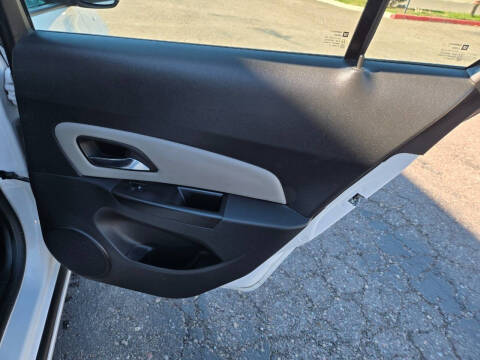 2014 Chevrolet Cruze LS Auto